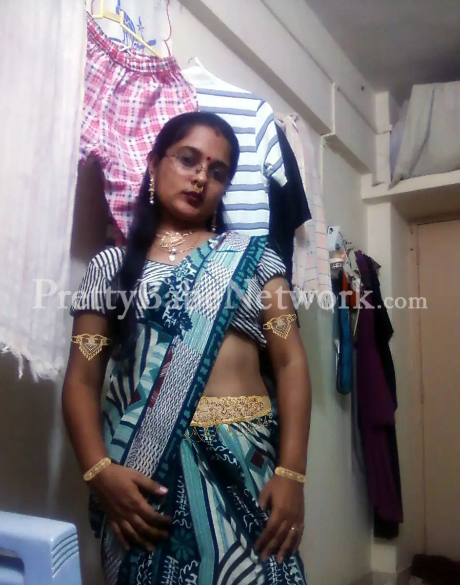 Bihari Bhabhi Sheetal - Experienced Noida Housewife Escort in Sector 39